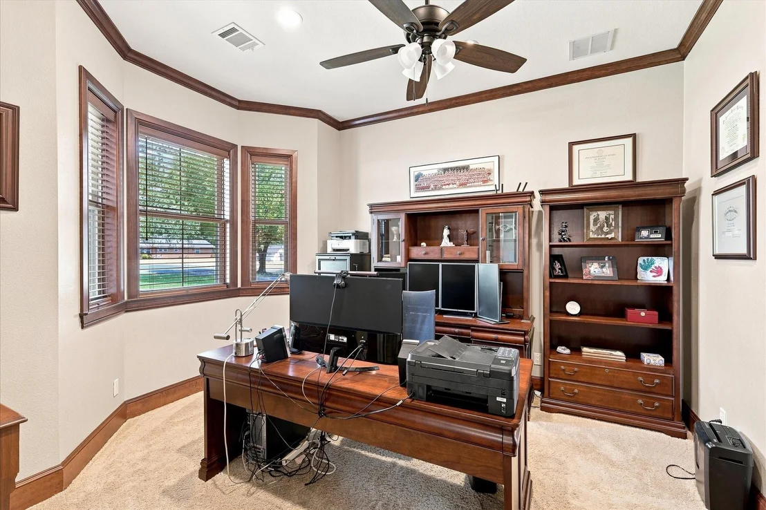Photo of 1228 Robin Drive