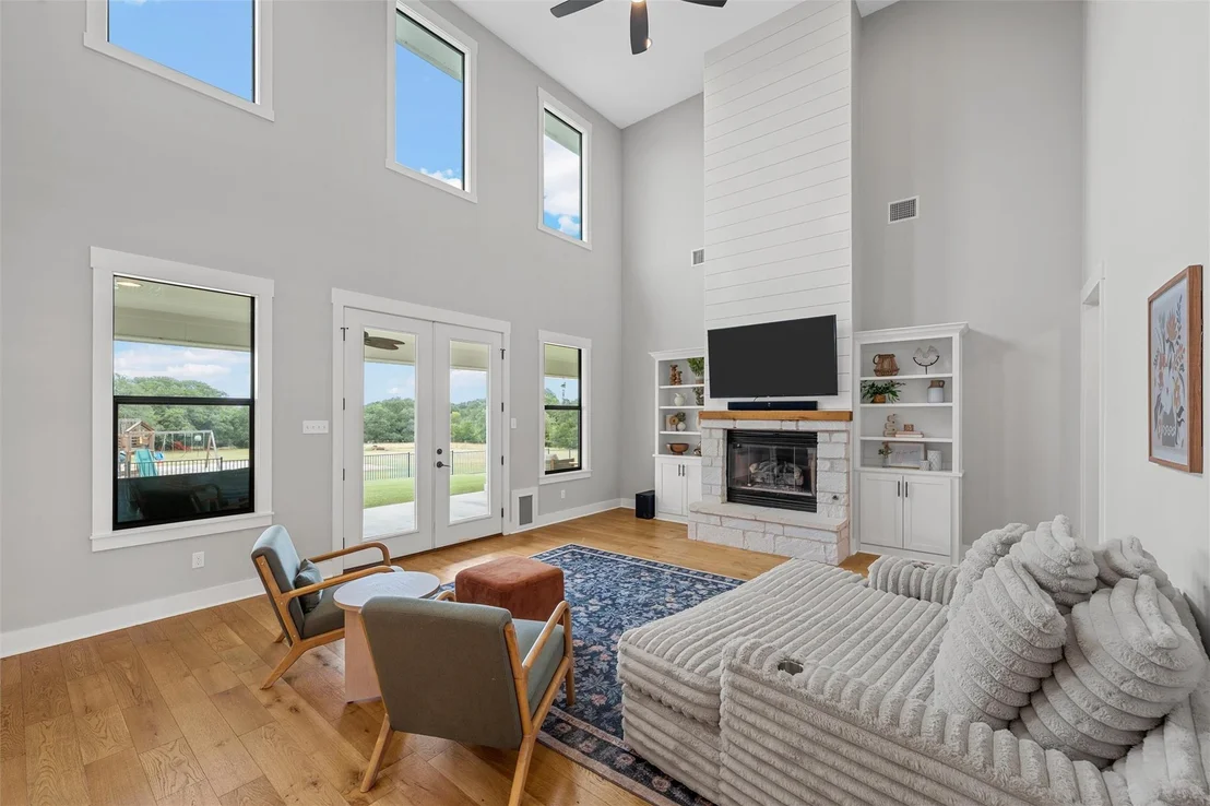 Photo of 252 Austin Hines Drive