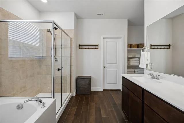 Photo of 4104 Waldron Trail