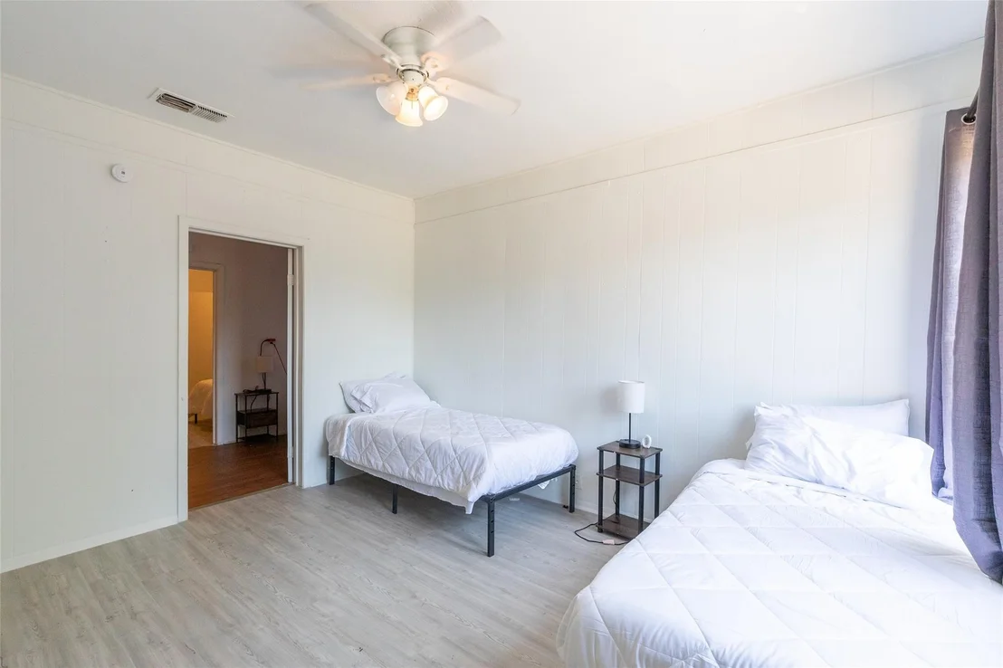 Photo of 1833 N 7th Street