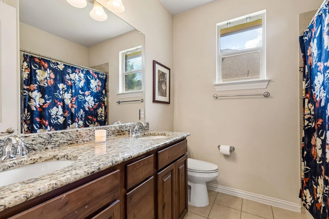 Photo of 400 Komron Court