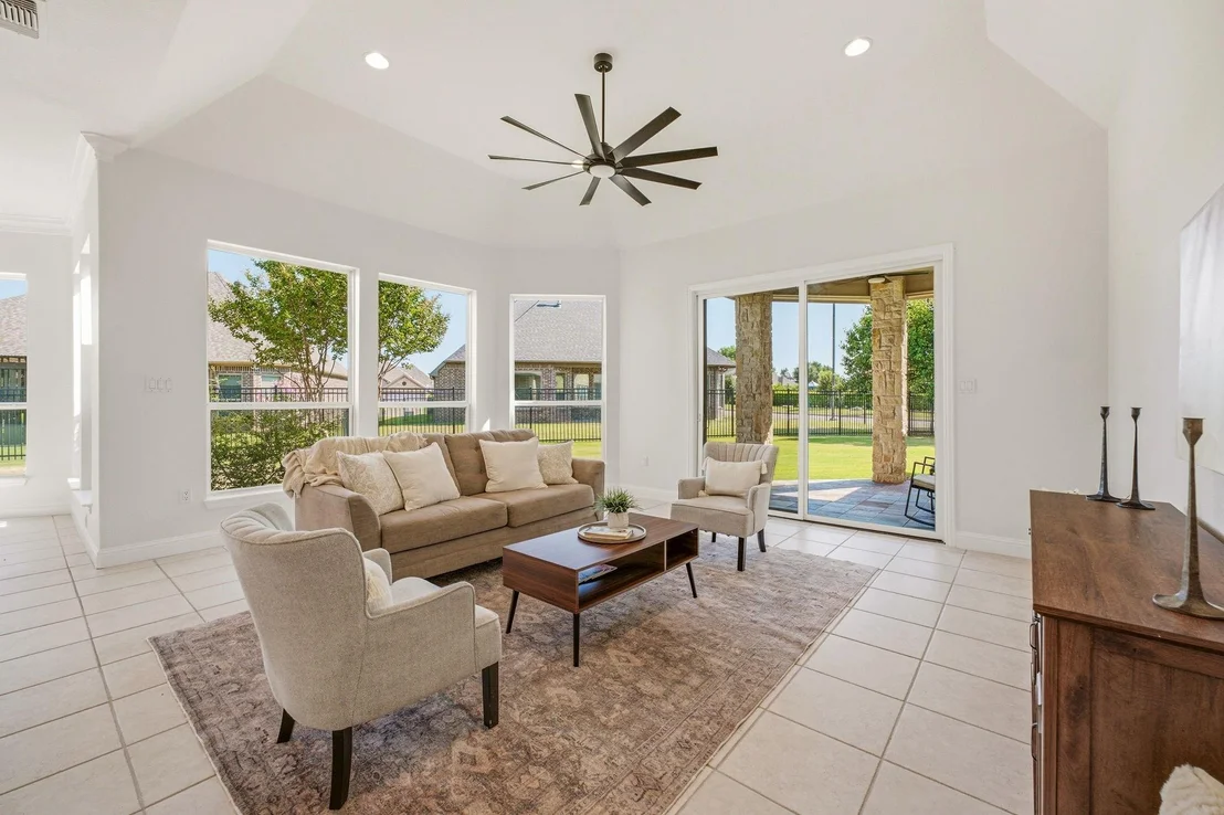 Photo of 2414 Vineyard Drive