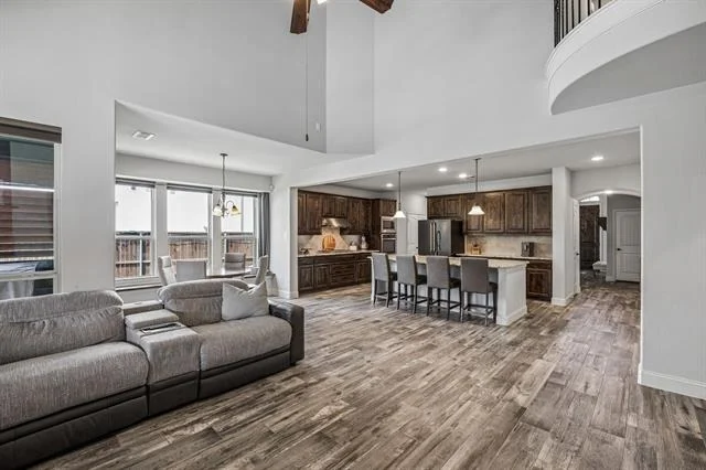 Photo of 1504 Grove Drive