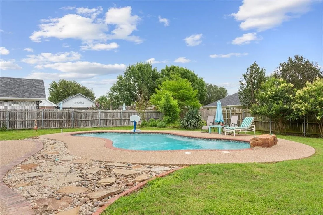 Photo of 5616 Landsdown Drive