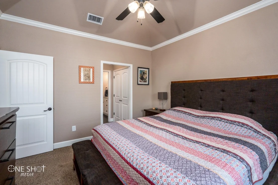 Photo of 3102 Oakley