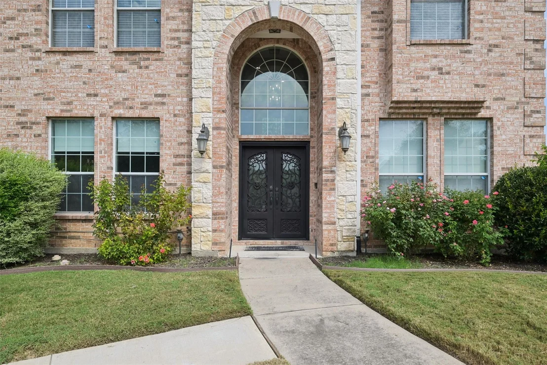 Photo of 1321 Shell Beach Drive