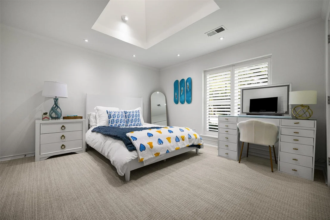 Photo of 6946 Forest Glade Circle