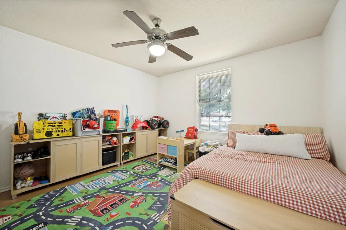 Photo of 105 N 7th Street