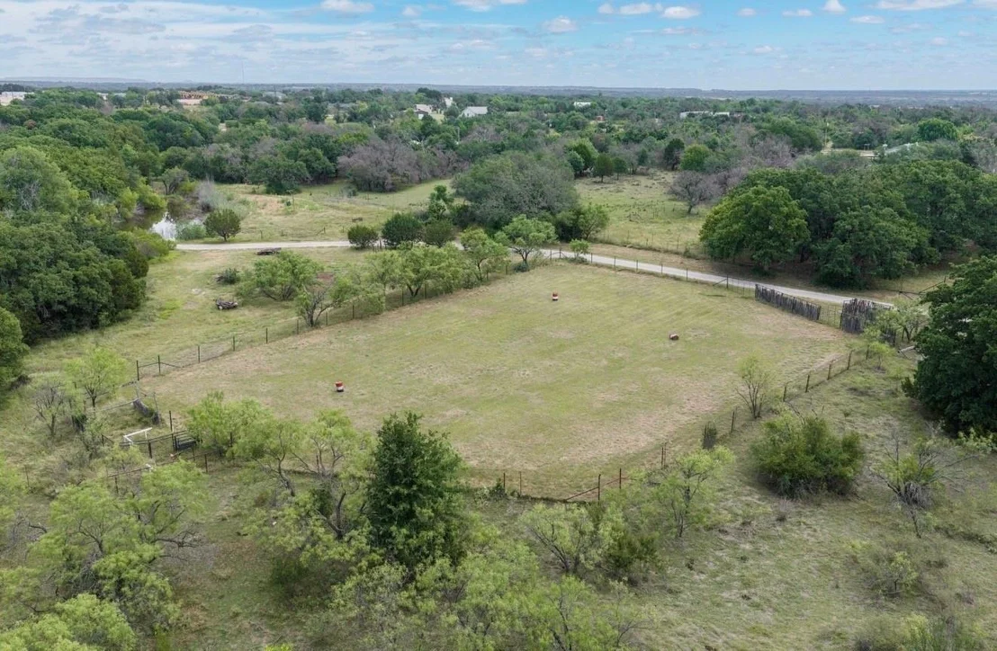 Photo of 3296 Campbell Trail