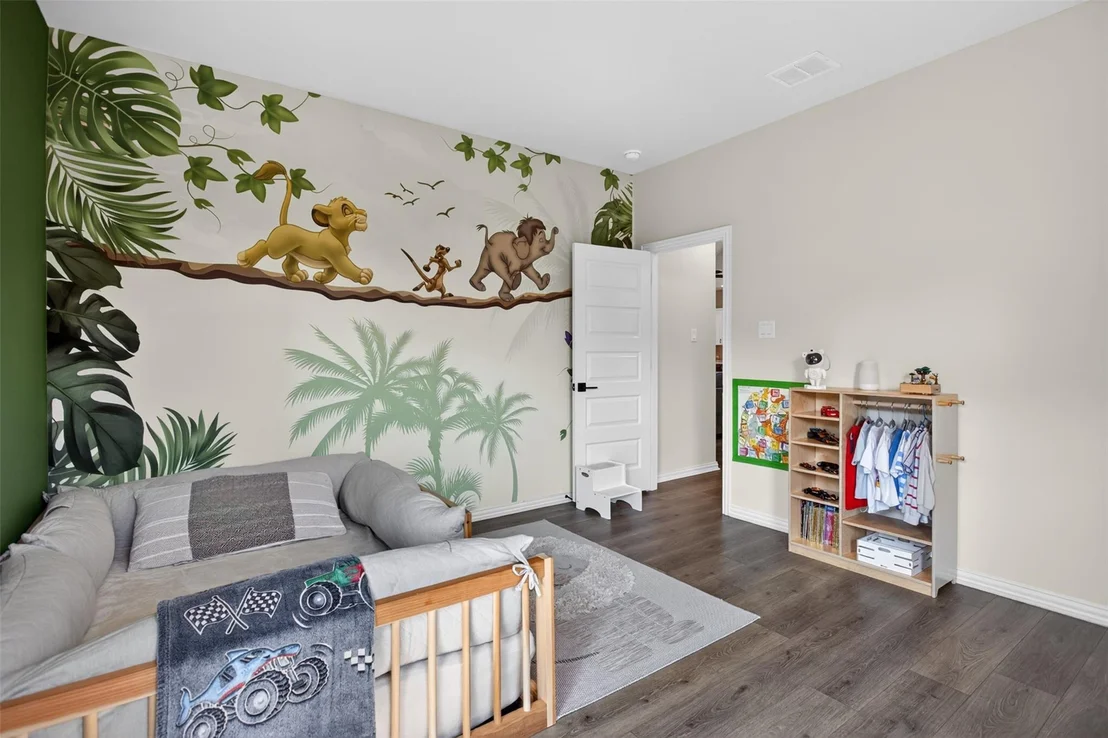 Photo of 1121 Alaska Drive