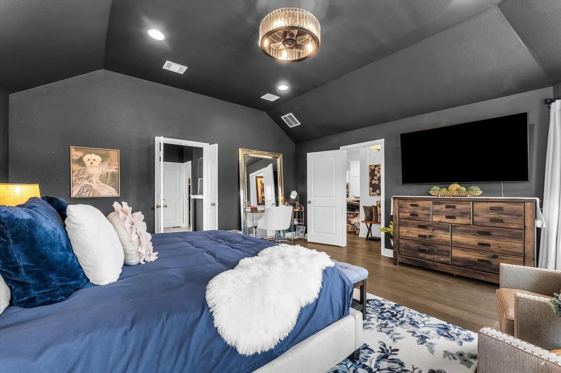 Photo of 1317 Ridgeview Drive