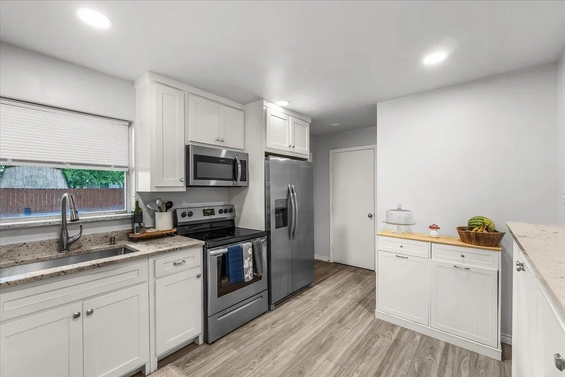 Photo of 2244 Cambridge Drive