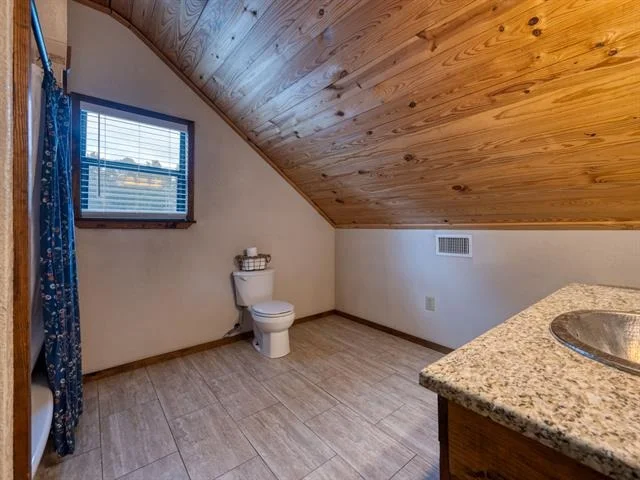 Photo of 4240 County Road 2107
