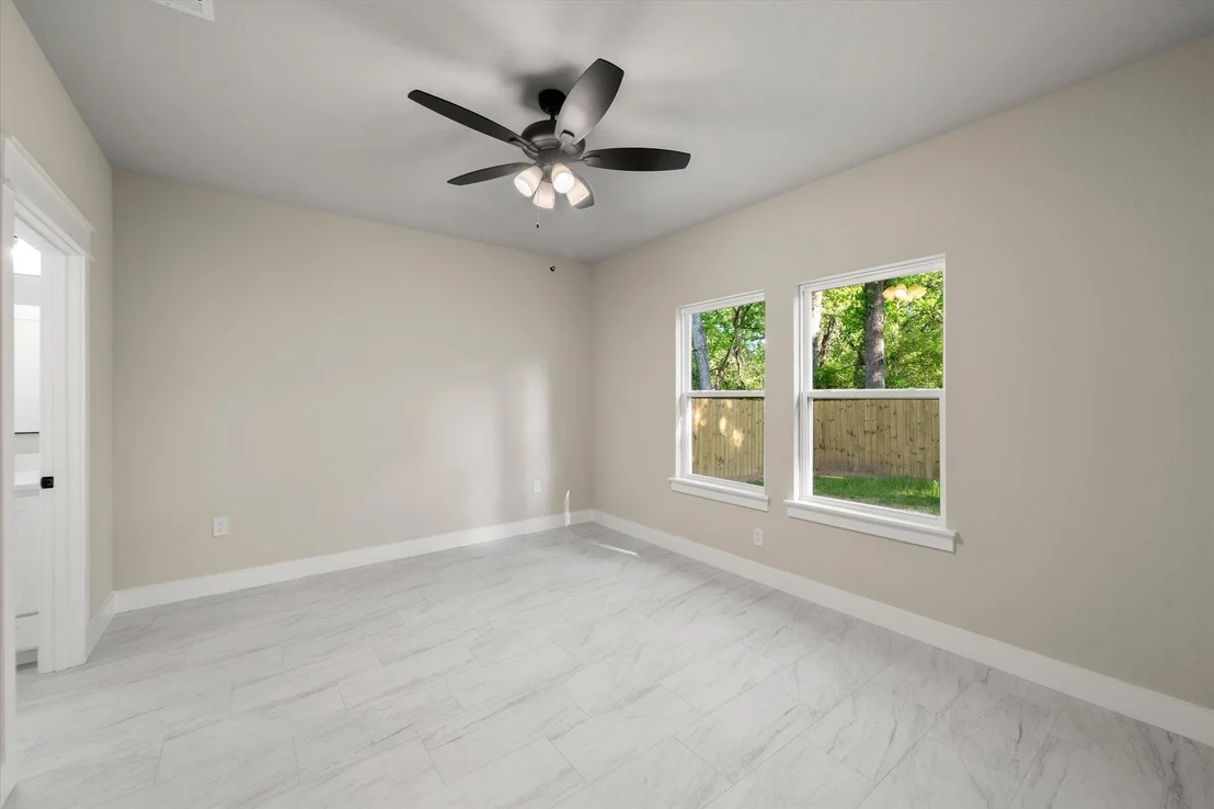 Photo of 114 Granada Street