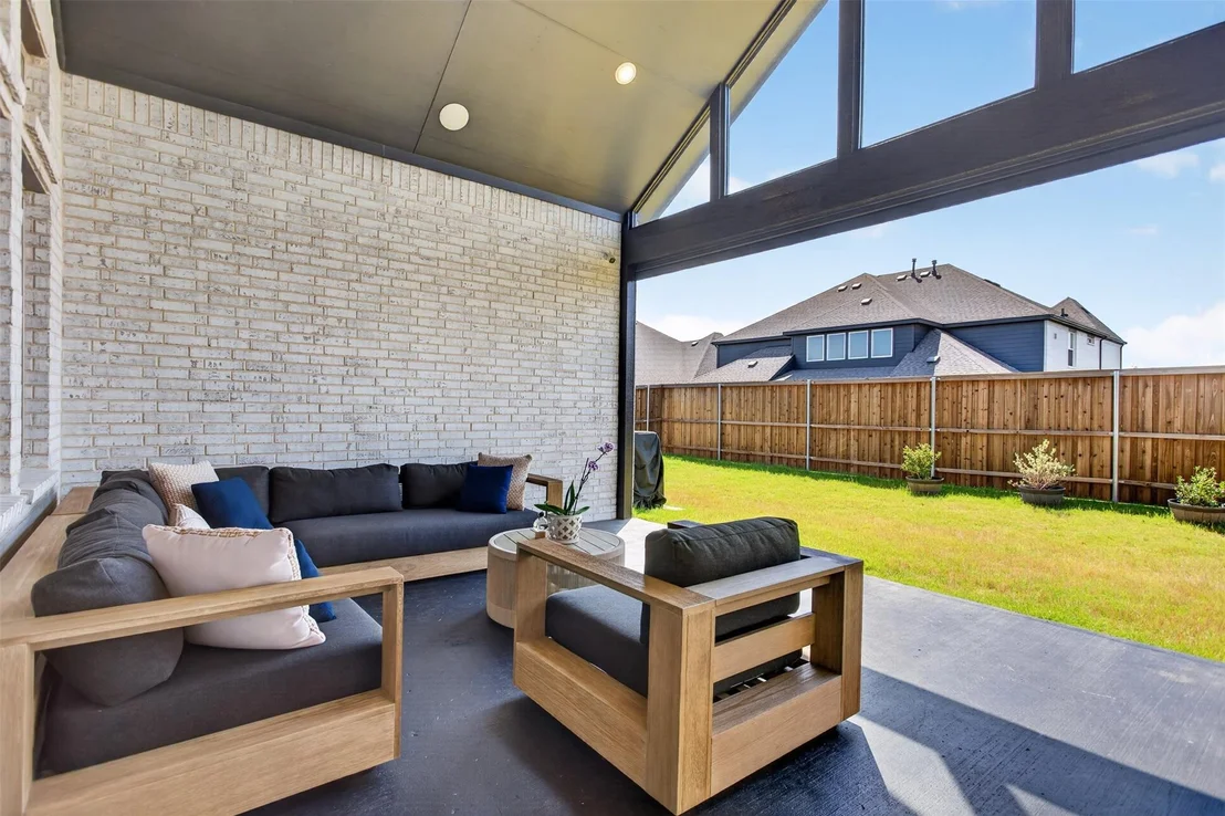 Photo of 1121 Alaska Drive