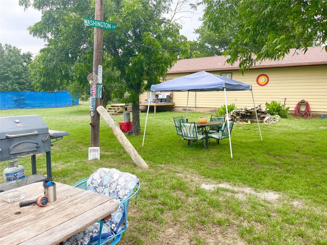 Photo of 140 S Comanche Drive