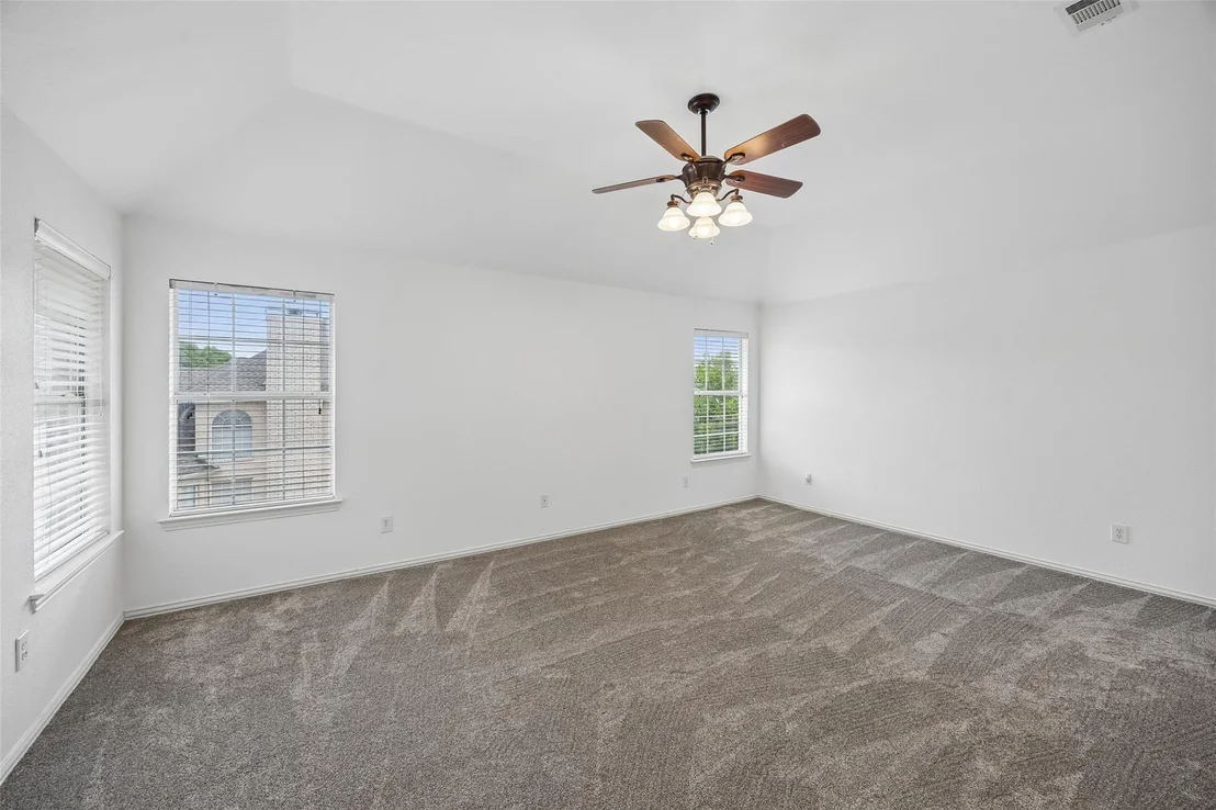 Photo of 2701 Oates Drive