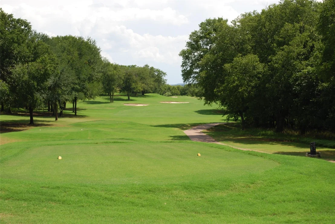Photo of 15013 Golf Drive