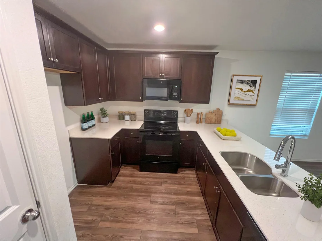 Photo of 715 Deerfern Drive
