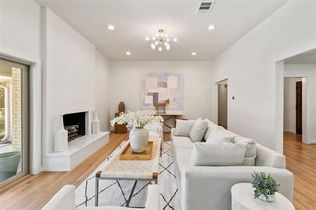 Photo of 7431 Larchview