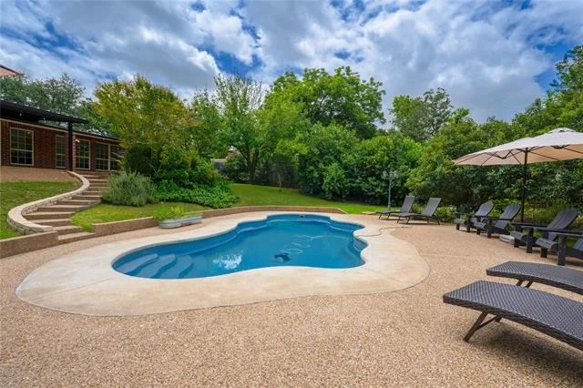 Photo of 2708 Cedar Point Drive