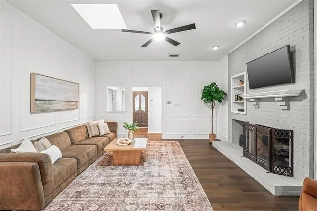 Photo of 4405 Avonshire Lane