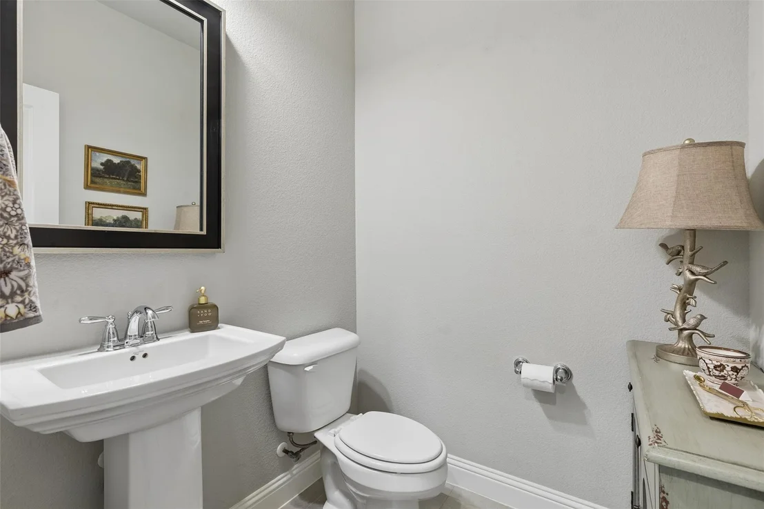 Photo of 2500 Ever Birch Way