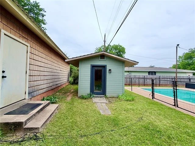 Photo of 809 S Leggett Drive