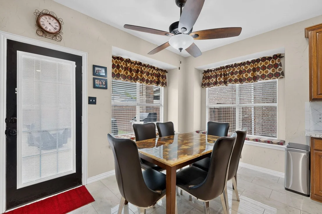 Photo of 9621 Plains Circle