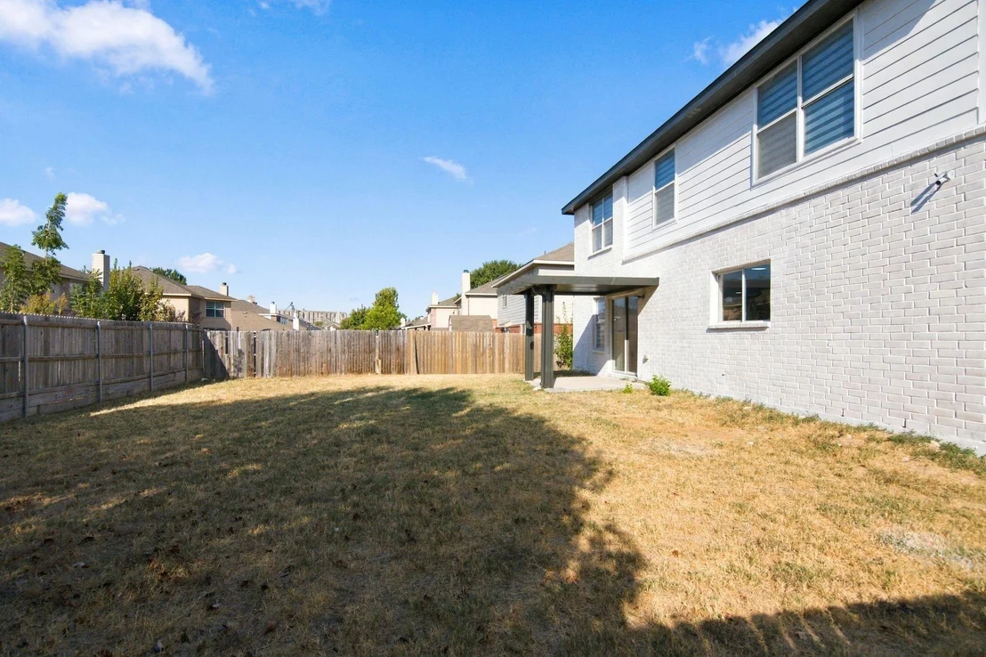 Photo of 717 Redwing Drive