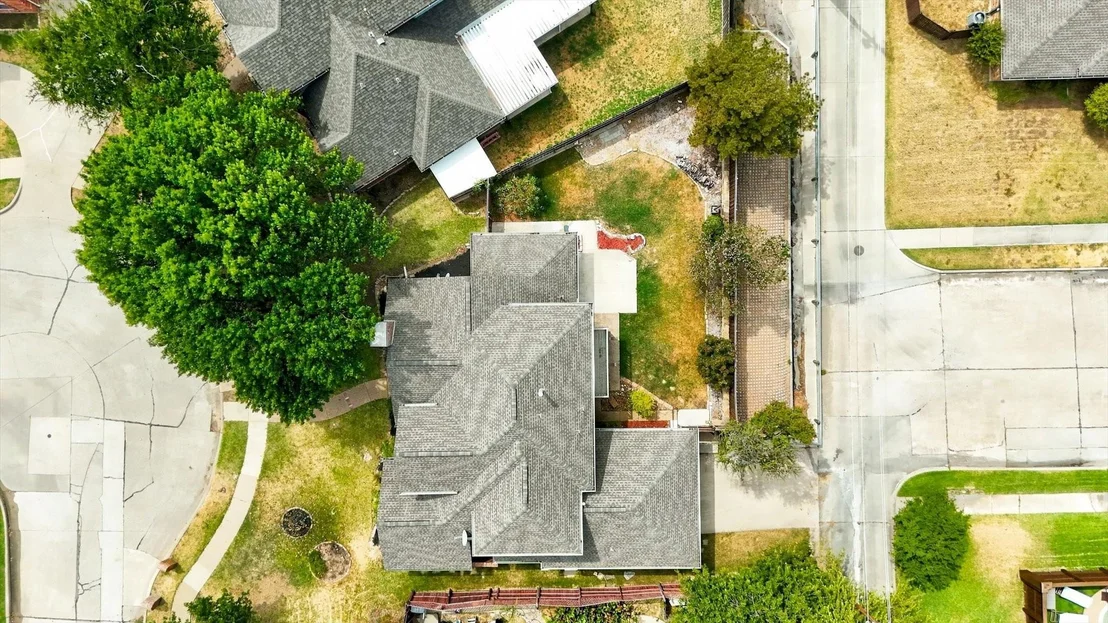 Photo of 1222 Dentonshire Drive