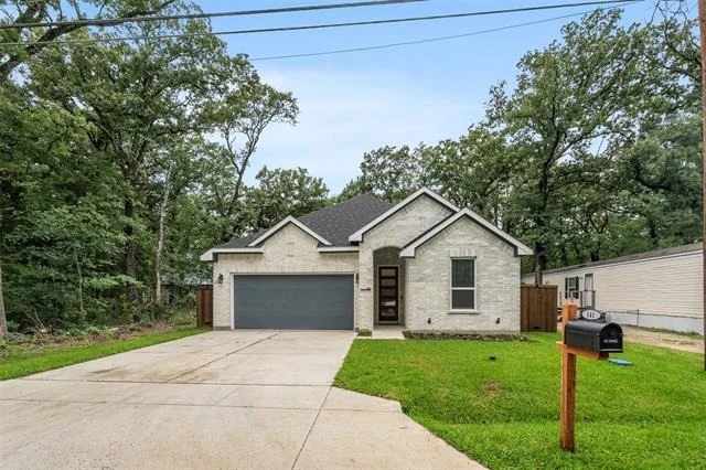 Photo of 141 Wedgewood Drive