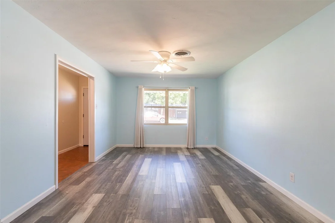 Photo of 1637 Glendale Drive