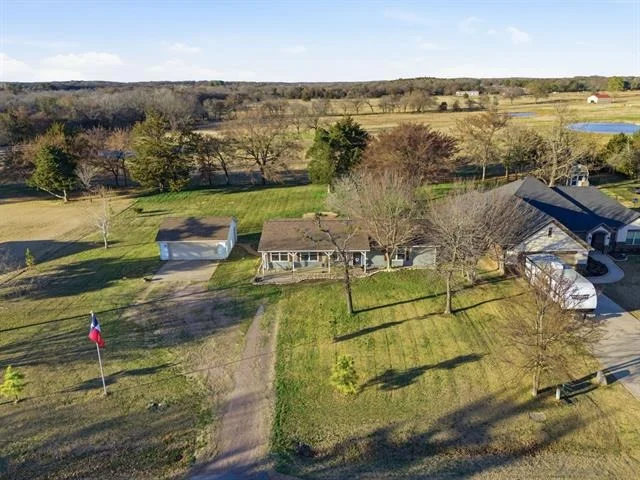Photo of 143 Mohave Drive E