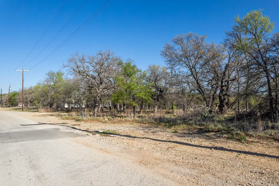 Photo of TBD Lot 1038 Oak Point Drive