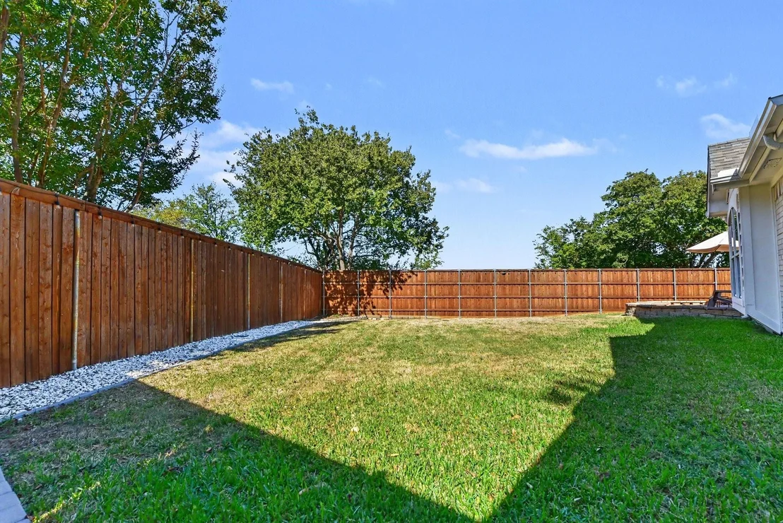 Photo of 401 Stonebridge Circle