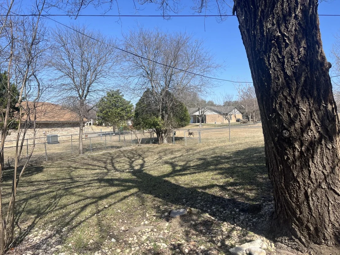 Photo of 3908 Lakecliff Drive
