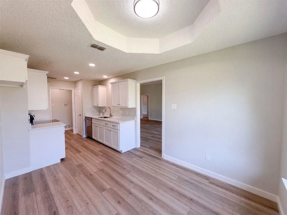 Photo of 6037 Sundown Drive