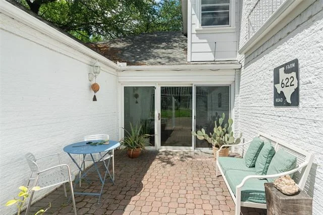 Photo of 622 N Brookside Drive