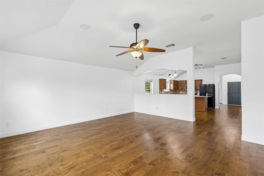 Photo of 413 Sandy Lane