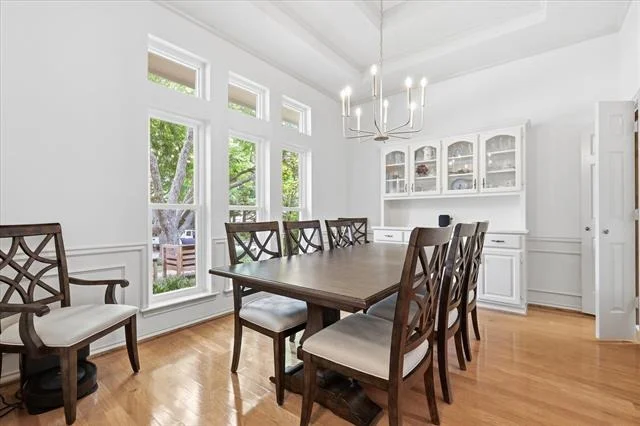 Photo of 732 Meadowlark Lane