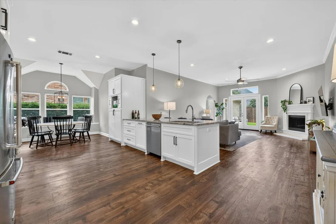 Photo of 2625 Juniper Lane