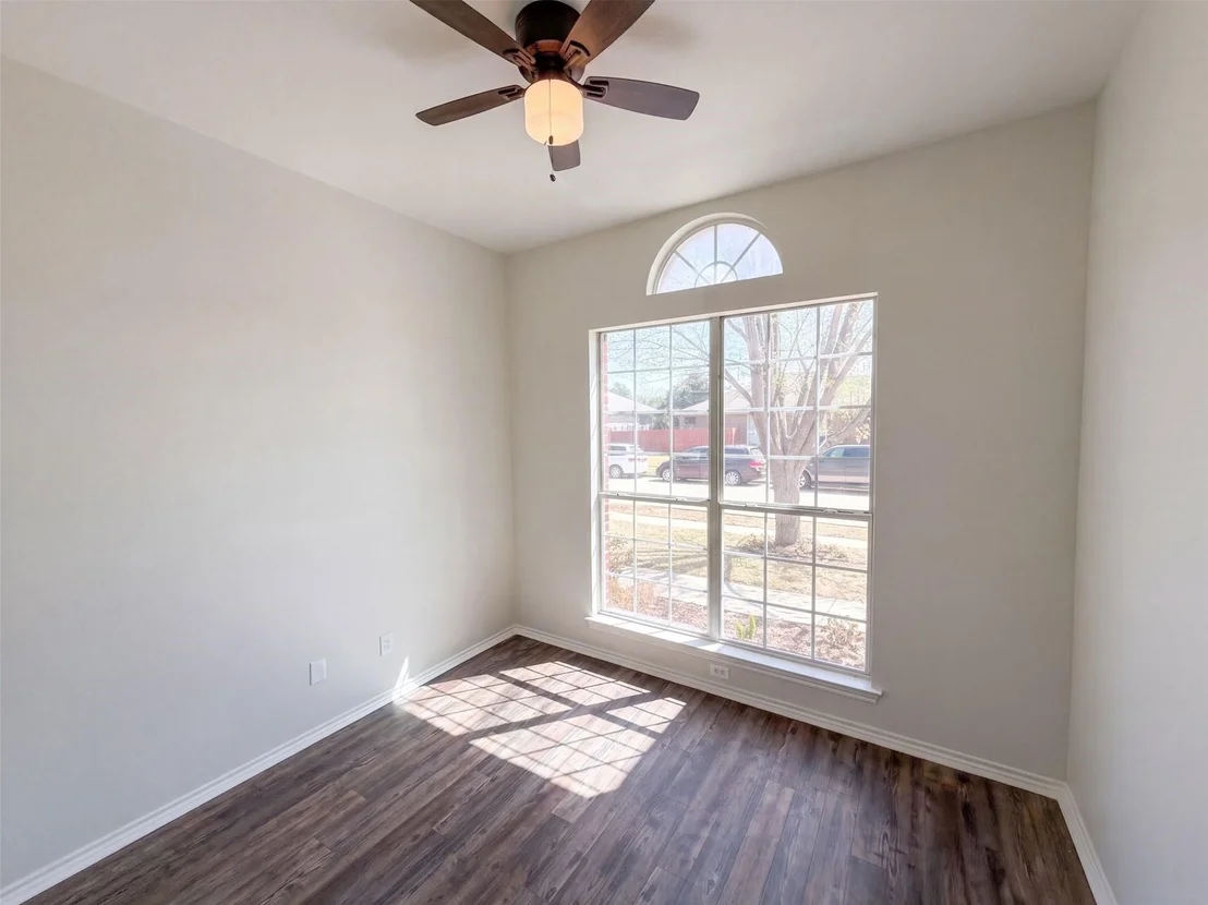 Photo of 2617 Silver Hill Drive