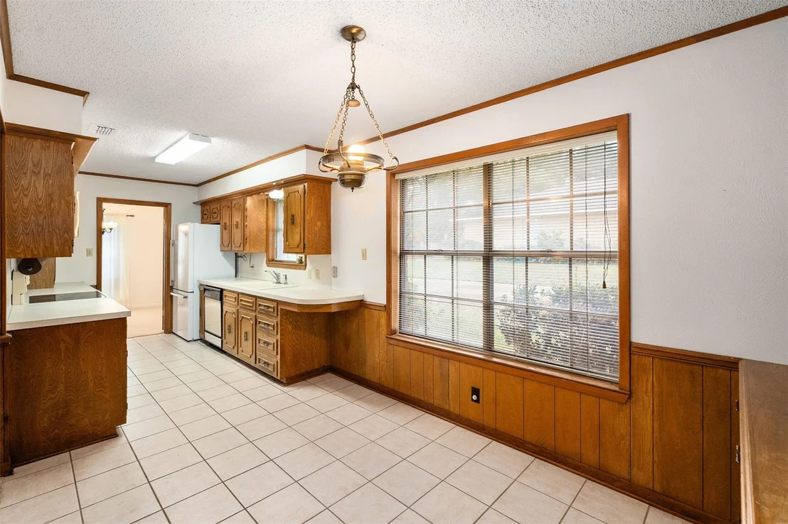 Photo of 925 Bradley Drive