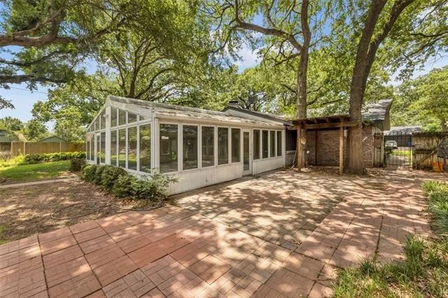 Photo of 204 Juniper Street