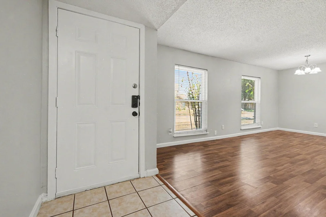 Photo of 8810 Miami Drive