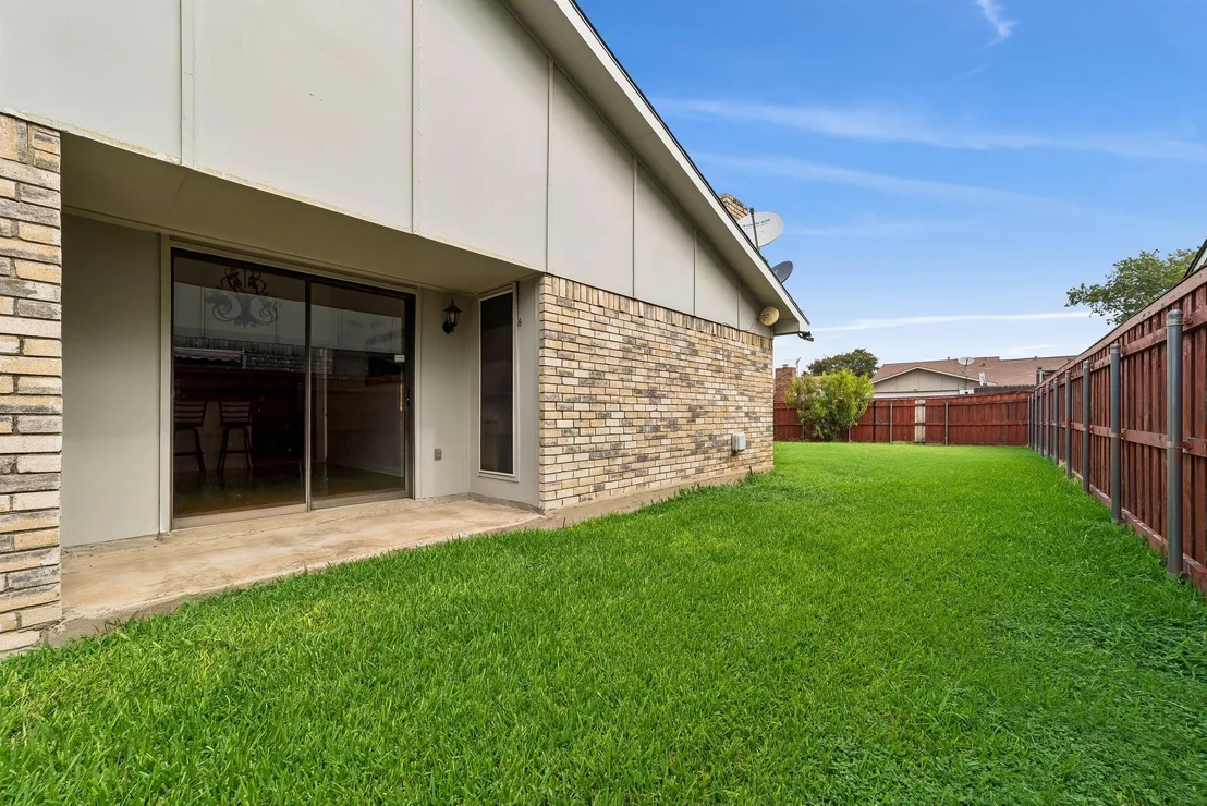 Photo of 10239 Green Ash Road