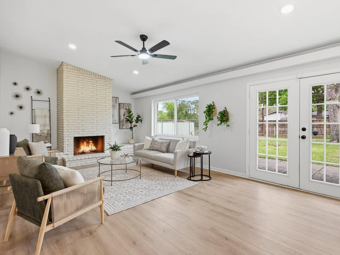 Photo of 732 Pinehurst Drive