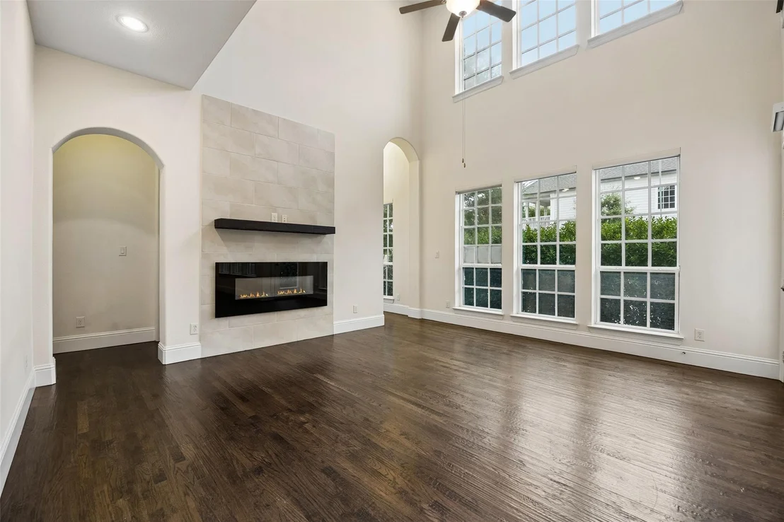 Photo of 779 Cameron Court