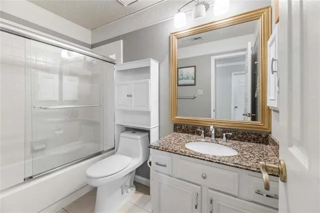 Photo of 3848 Dalston Lane